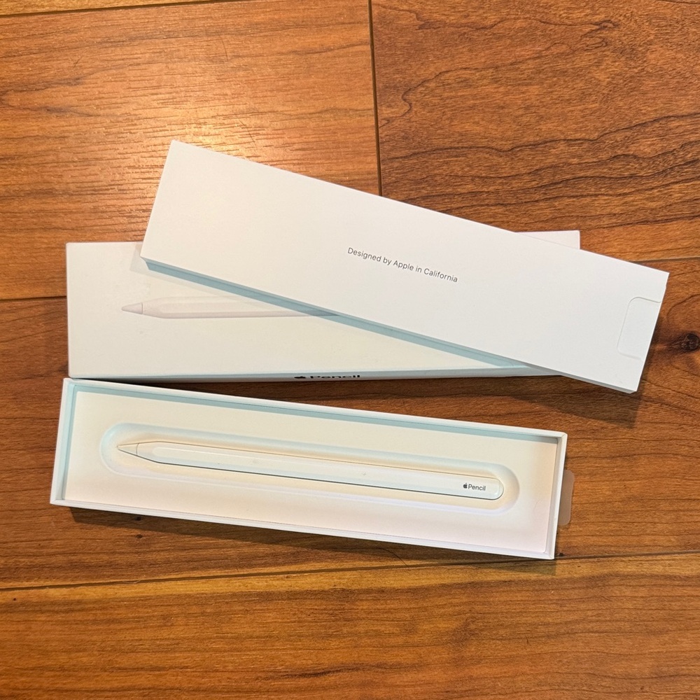 Apple Pencil in White
